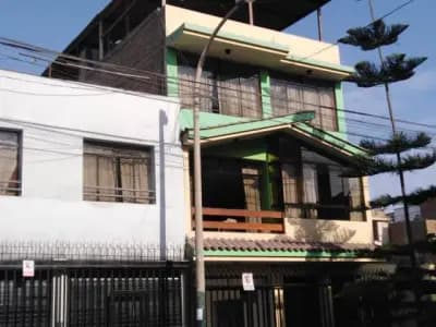 SE VENDE CASA