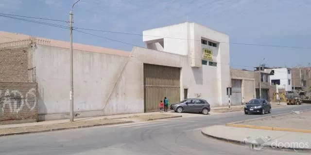 VENTA DE LOCAL INDUSTRIAL/ALMACEN EN TRUJILLO — foto 1