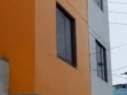 ALQUILER DE HABITACIÓN EN CHORRILLOS A PERSONA o PAREJA SOLA SIN NIÑOS NI MASCOTAS.