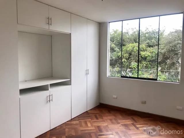 OCASIÓN VENDO DEPARTAMENTO EXCELENTE ZONA DE LA MOLINA — foto 1