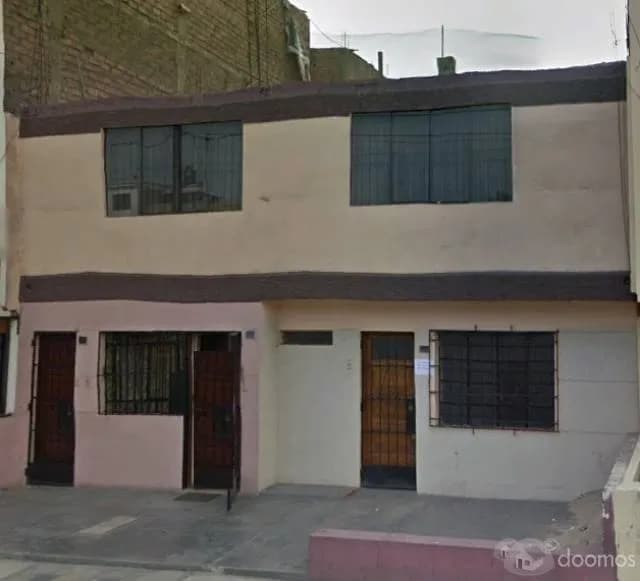 VENDO CASA EN PLENA AVENIDA - SJ.L — foto 1