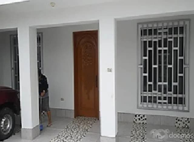 SE VENDE CASA DE 2 PISOS — foto 2