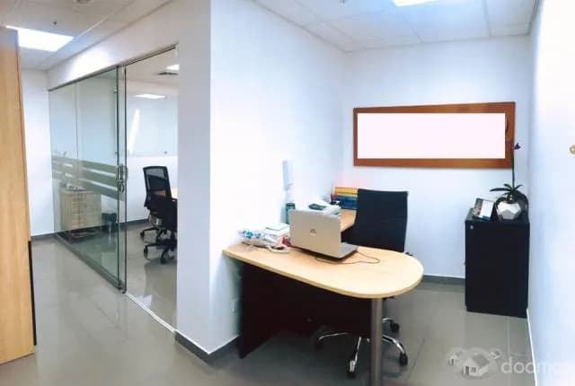 VENTA: OFICINA DE ESTRENO TOTALMENTE EQUIPADA - EDIFICIO EMPRESARIAL - 2 COCHERAS - DEPÓSITO — foto 2