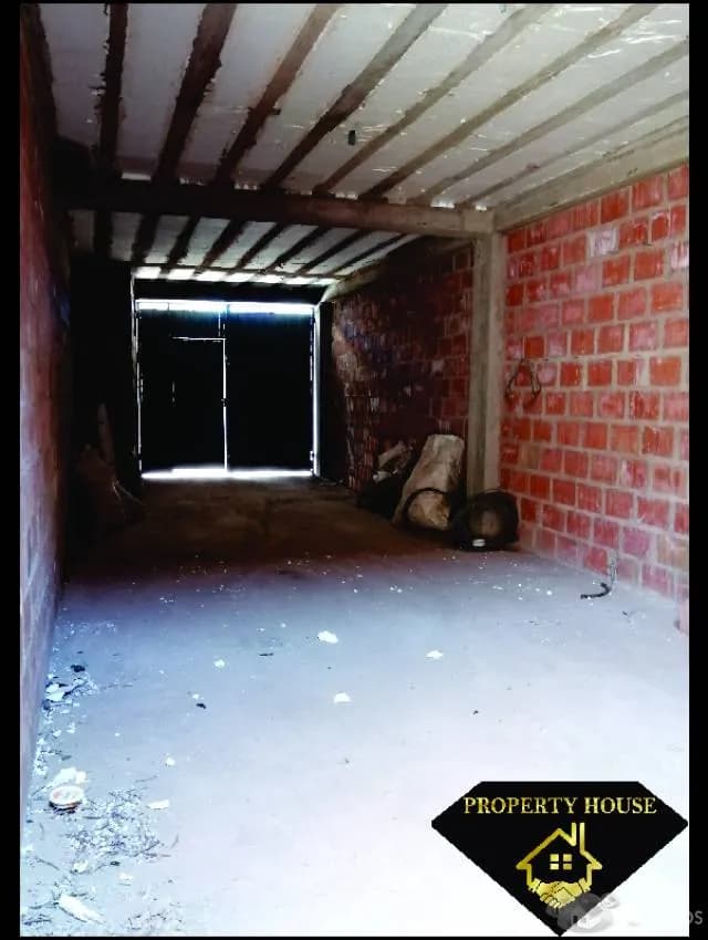 CASA EN VENTA DE 2 PISOS EN APV. TICAPATA — foto 5