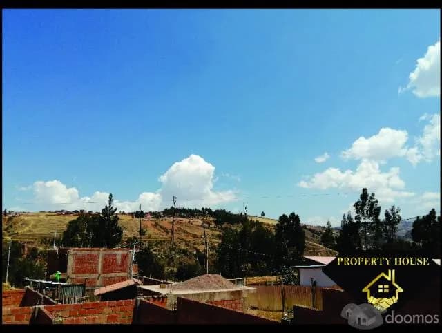 CASA EN VENTA DE 2 PISOS EN APV. TICAPATA — foto 14