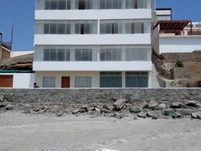 VENDO DEPARTAMENTO DE ESTRENO EN LAPLAYA