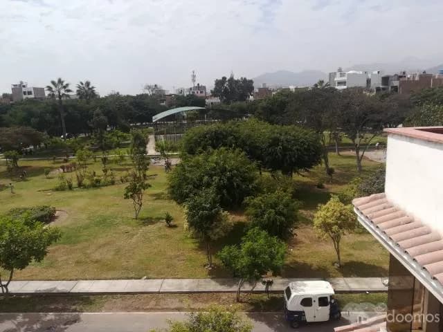 OCASION VENTA DE CASA - FRENTE A PARQUE — foto 5