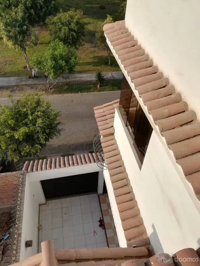 OCASION VENTA DE CASA - FRENTE A PARQUE — foto 8