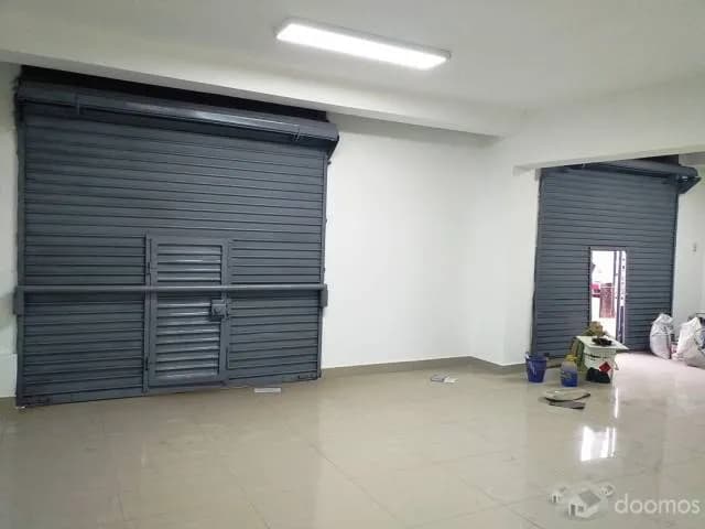 ALQUILO LOCAL COMERCIAL 100m2 EXCELENTE UBICACION — foto 4