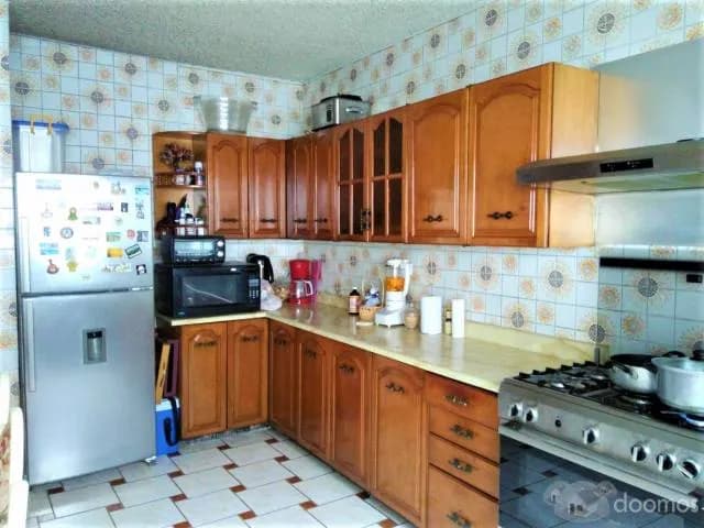 Linda Casa en Venta frente a parque en San Luis — foto 3