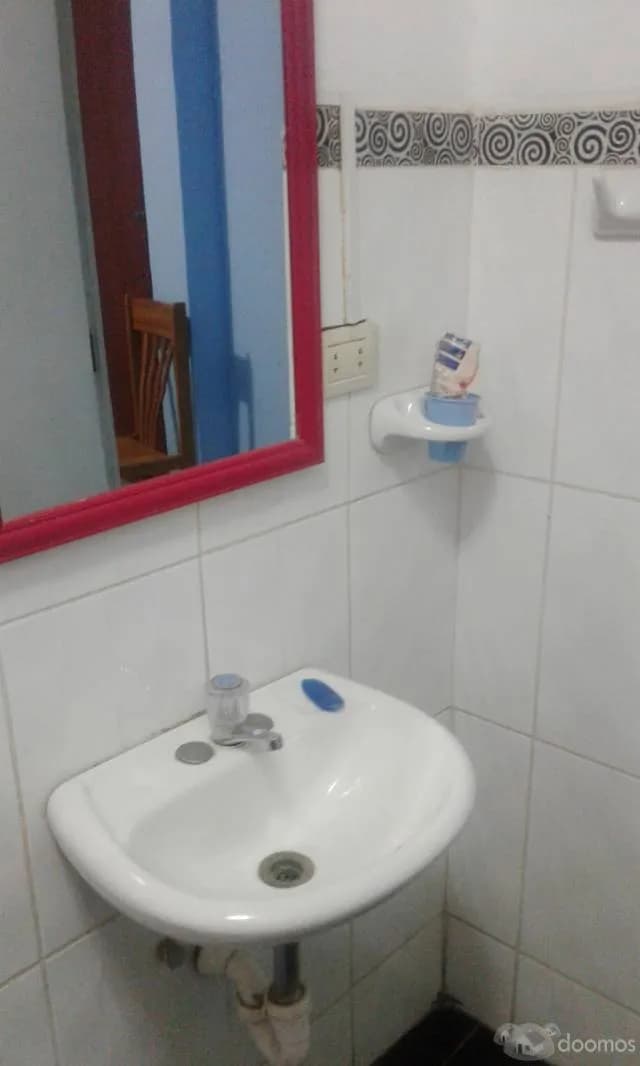 CUARTO CON BAÑO PROPIO — foto 6