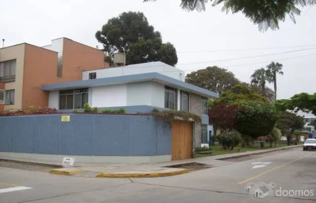VENTA CASA EN MIRAFLORES — foto 6