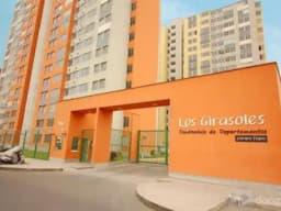 SE ALQUILA DEPARTAMENTO EN COMAS