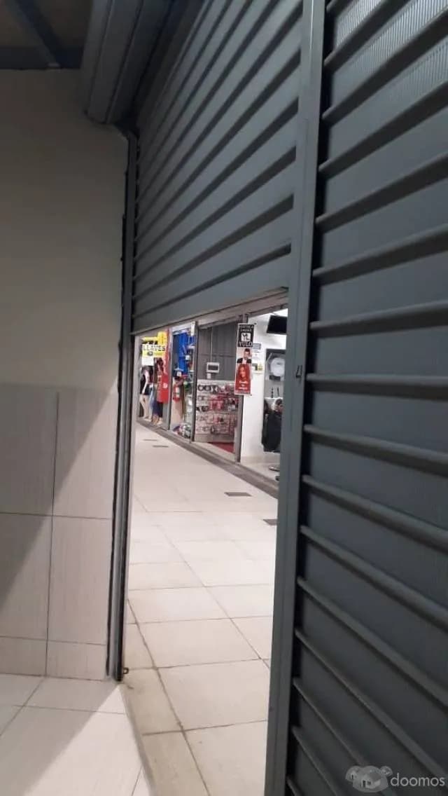 VENTA DE 2 PUESTOS MODERNOS - MERCADO QATUNA — foto 2