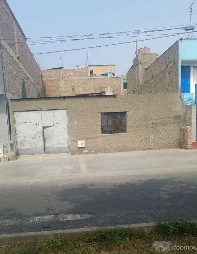 Terreno semi construido en avenida 200 m2 — foto 1