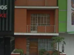 Casa en venta. Zona Comercial