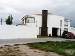 Vendo casa de lujo La Planicie de Challapampa