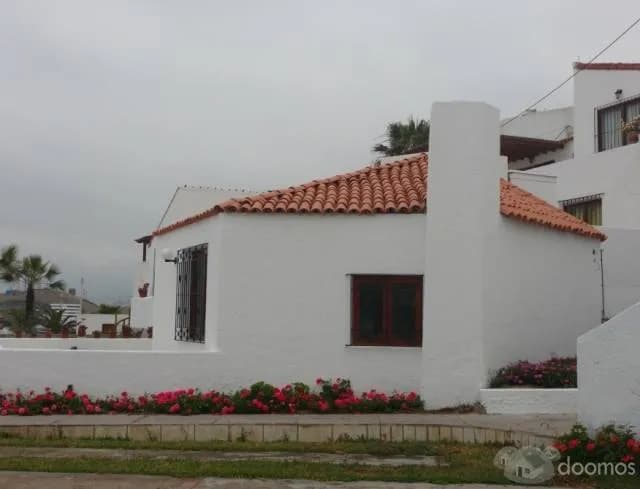 HERMOSA CASA EN PLAYA SANTA MARIA — foto 1