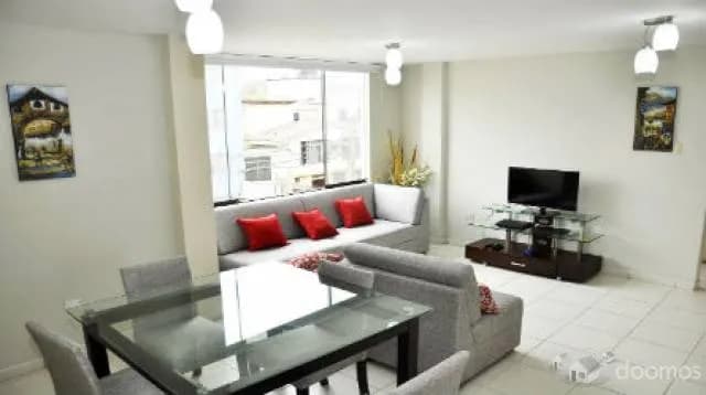 Casa en San Borja en alquiler — foto 2