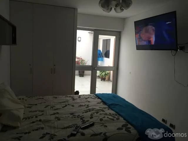VENTA DEPARTAMENTO CON COCHERA EN LINCE — foto 7