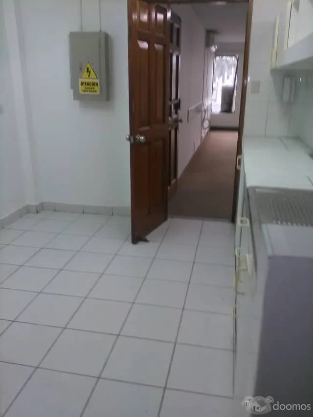 ALQUILO OFICINA SURCO — foto 3
