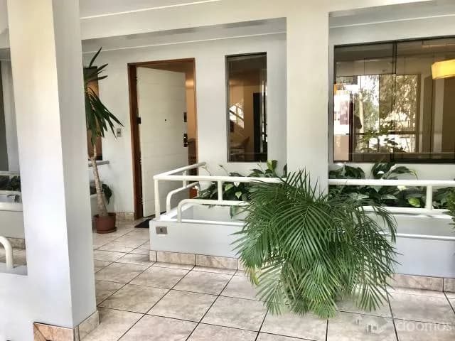 Departamento amoblado cerca a Av. Velasco con Av. Caminos — foto 11