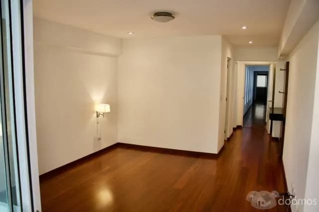 Duplex en Monte Pio cerca a Cc. Caminos en Chacarilla — foto 1