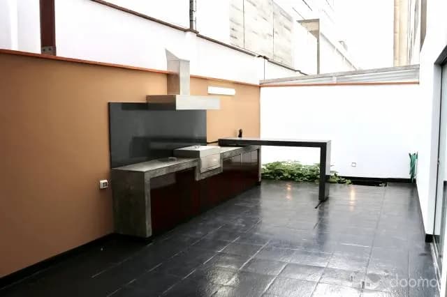 Duplex en Monte Pio cerca a Cc. Caminos en Chacarilla — foto 4