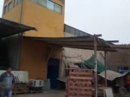 ALQUILER DE LOCAL COMERCIAL-ALMACENES