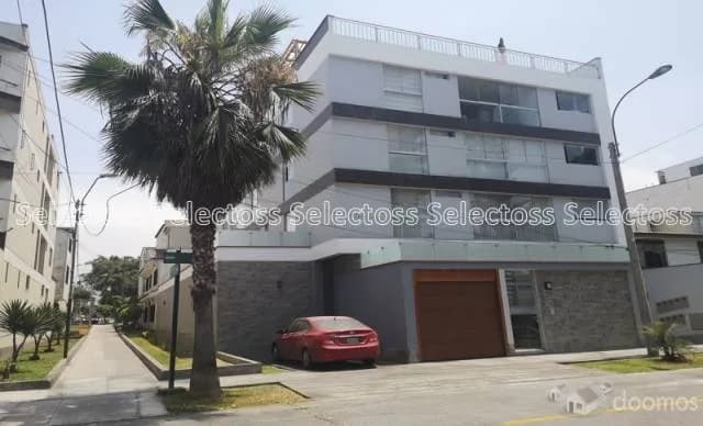SURCO- VENTA DPTO . ESTRENO FLAT 3 DORM. 3 BAÑOS 2 COCHERAS — foto 1