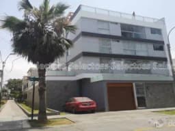 SURCO- VENTA DPTO . ESTRENO FLAT 3 DORM. 3 BAÑOS 2 COCHERAS