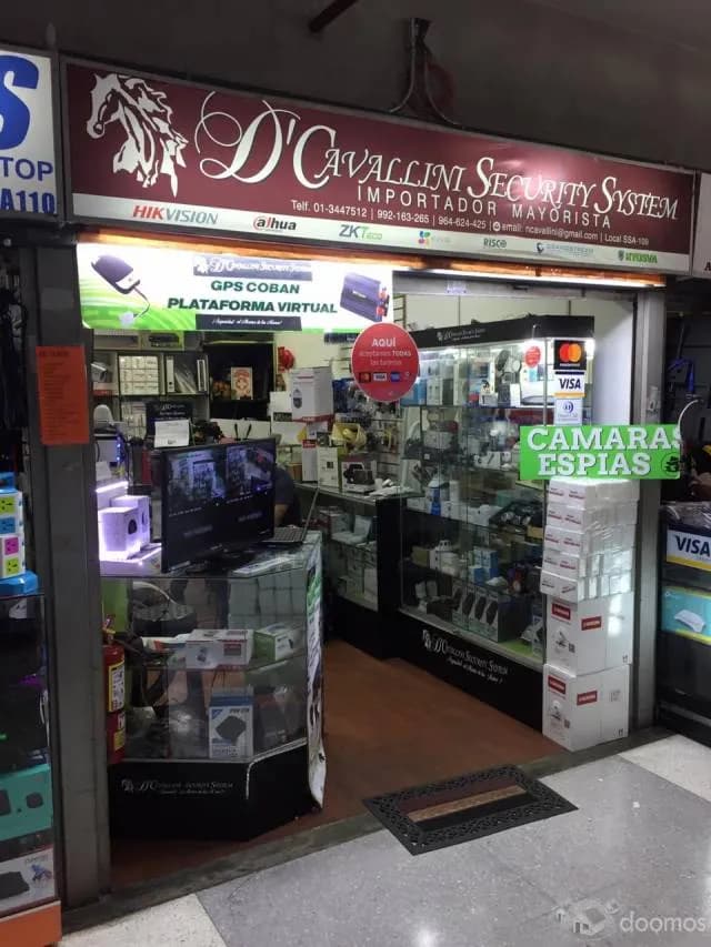 Se Vende Local Comercial Cc. Cyberplaza — foto 2