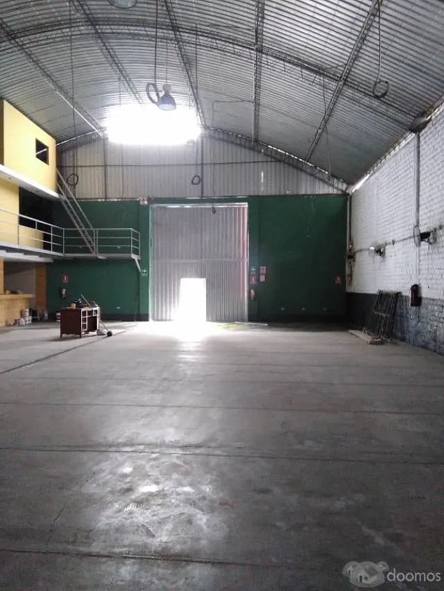 ALQUILO LOCAL COMERCIAL EN PUENTE PIEDRA — foto 2