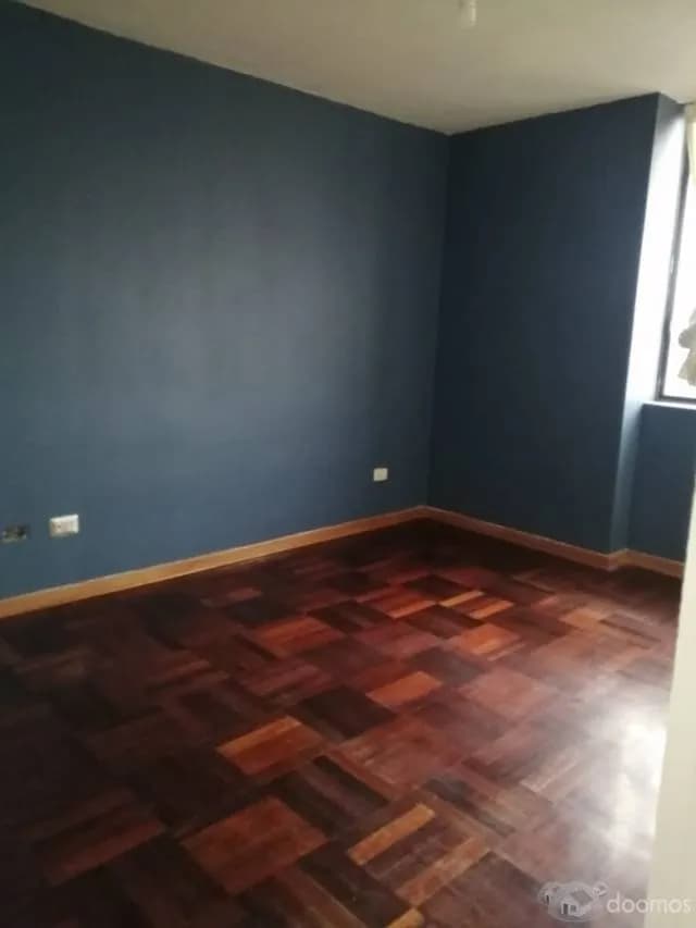 Alquilo Amplio Departamento en zona tranquila — foto 7