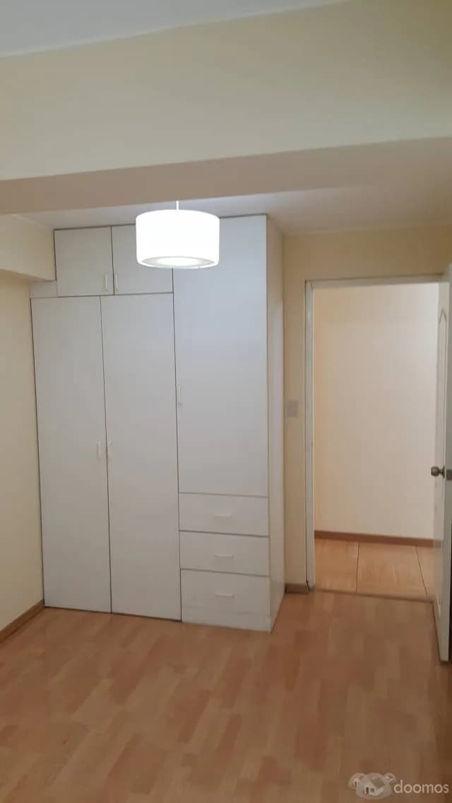 Surco - Amplio e iluminado Dpto.2do. piso.(4 cuadras de Av. Benavides) — foto 3