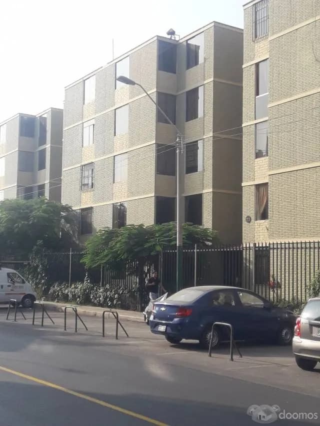 Venta de Departamento en Santiago de Surco 70m2 — foto 1