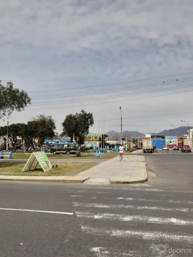 VENTA DE CASA EN AVENIDA PRINCIPAL — foto 8