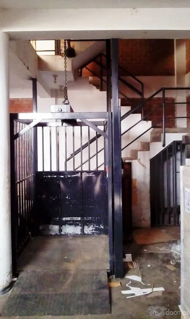 VENTA DE EDIFICIO 5 PISOS PUENTE PIEDRA — foto 3