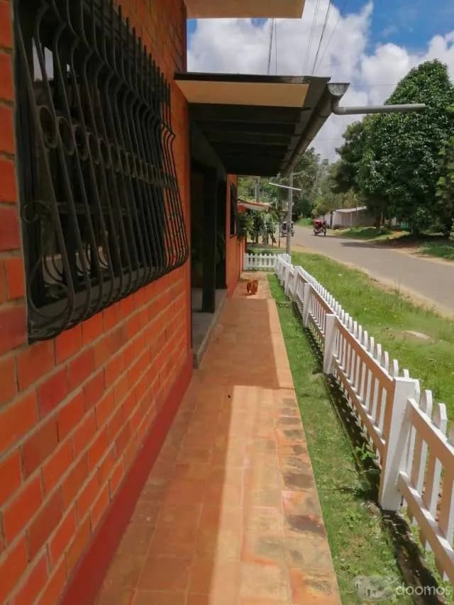 CHALET TIPO ESPAÑOL EN LAMAS — foto 3