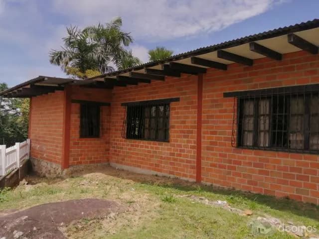 CHALET TIPO ESPAÑOL EN LAMAS — foto 5