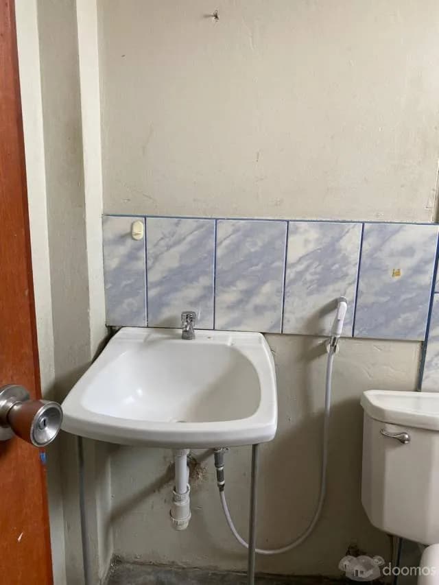 VENDO CASA 100MT2  - 3 PISOS CONSTRUIDA - PRECIO A TRATAR — foto 3
