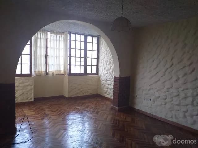 ALQUILO ACOGEDORA CASA FRENTE A PARQUE EN TAHUAYCANI — foto 6