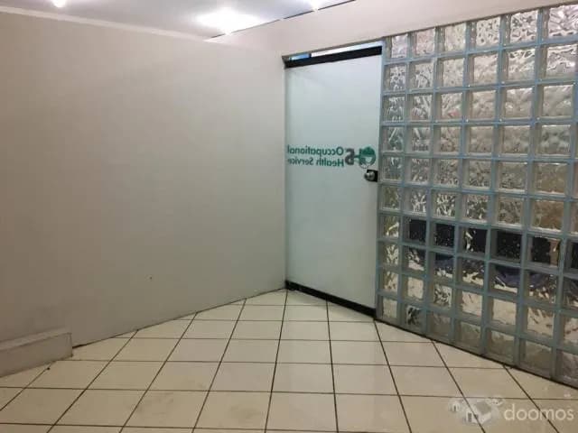 ALQUILO CONSULTORIOS CON Y SIN EQUIPAR — foto 4