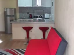 ALQUILO LINDO MINIDEPARTAMENTO TOTALMENTE AMOBLADO PARA OFICINA O VIVIENDA EN AVENIDA BRASIL