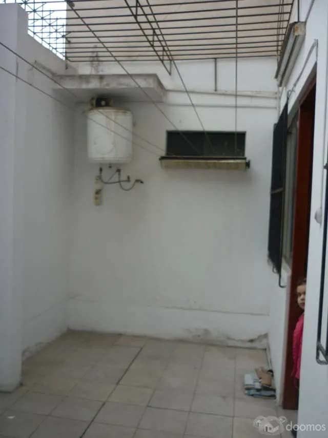 SE ALQUILA DEPARTAMENTO EN SURQUILLO- 150M2- S/.2,000 — foto 3