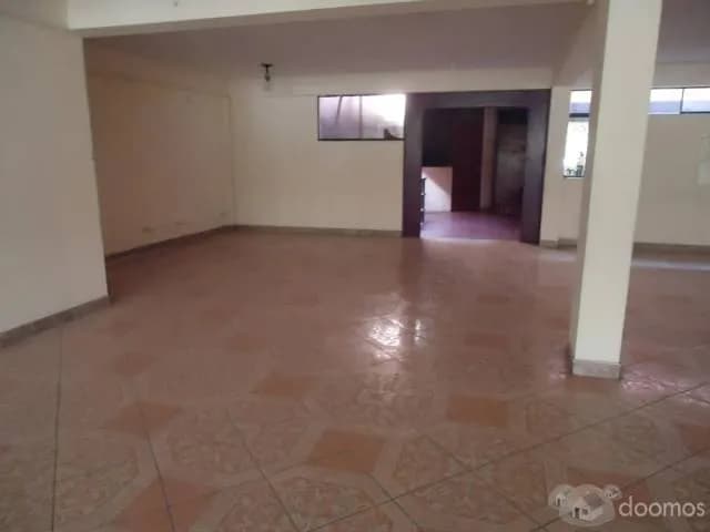 ALQUILER AMPLIO LOCAL EN AV. UNIVERSITARIA - COMAS — foto 6