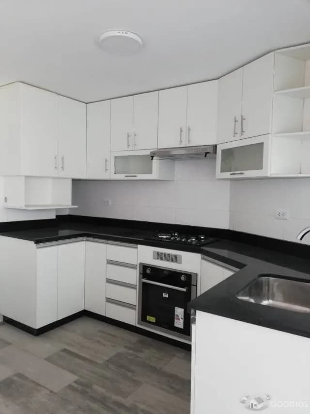 SE VENDE DEPARTAMENTO AV.EL POLO– SANTIAGO DE SURCO — foto 7