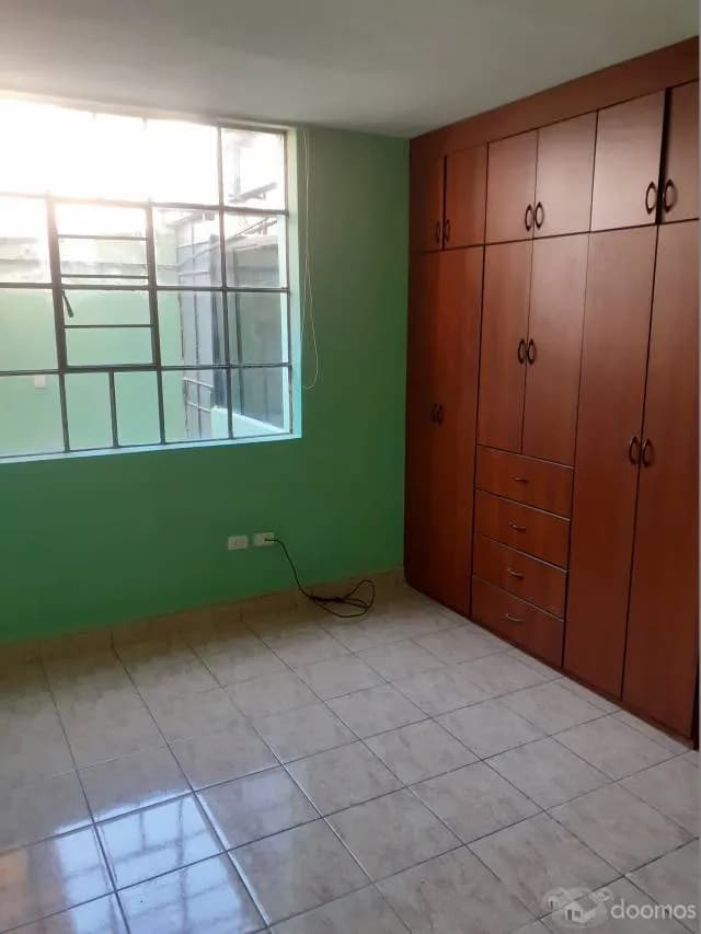 Se Alquila departamento en Umacollo — foto 2