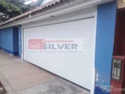 PUERTAS LEVADIZAS SECCIONALES ESPECIALISTAS SILVER SAC