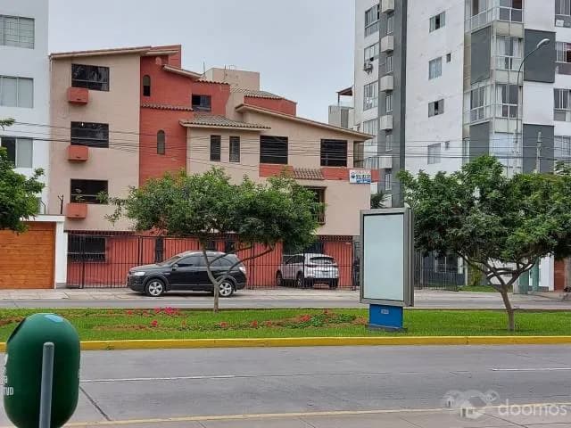 SE VENDE DUPLEX EN SAN BORJA SUR — foto 1
